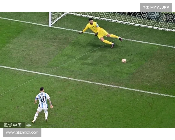 如何通过技术分析判断守门员扑点球的方向和反应策略