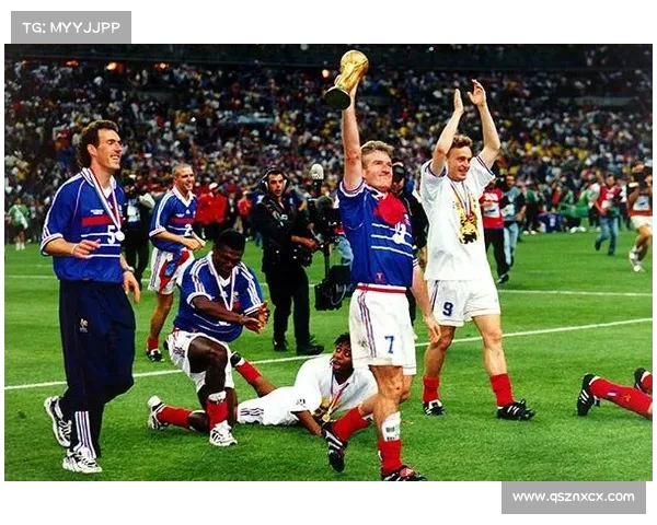 德尚被指控背后真相揭示其足球管理与人际冲突的复杂关系 德尚被指控背后真相揭示其足球管理与人际冲突的复杂关系